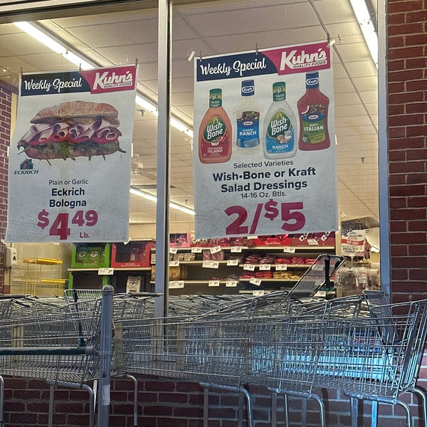 Kuhn's Market Grocery Store in Ingomar