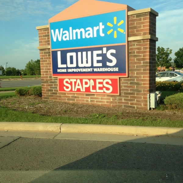 Walmart Supercenter Big Box Store in Howell