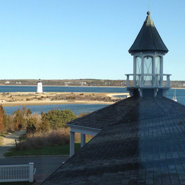 รูปภาพถ่ายที่ Harbor View Hotel โดย Corey C. เมื่อ 4/18/2013