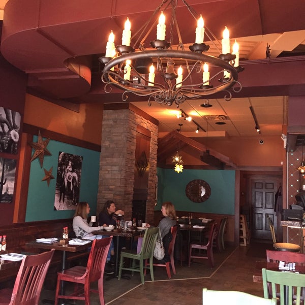 11/29/2015にJill J.がSaguaro Mexican Restaurantで撮った写真