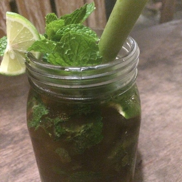 The best  Organic Mint Mojito in Ubud, served with stand Papaya Straw! So environmentally  conscious! Love you Onion!