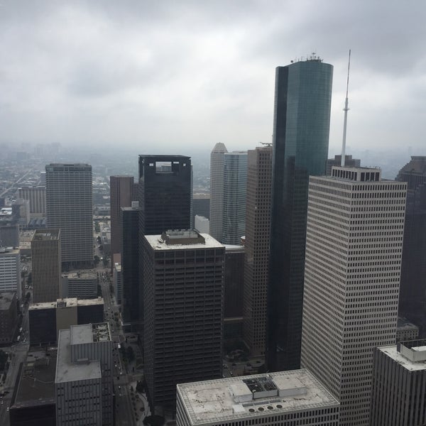 4/28/2016 tarihinde Lorena C.ziyaretçi tarafından JPMorgan Chase Tower'de çekilen fotoğraf