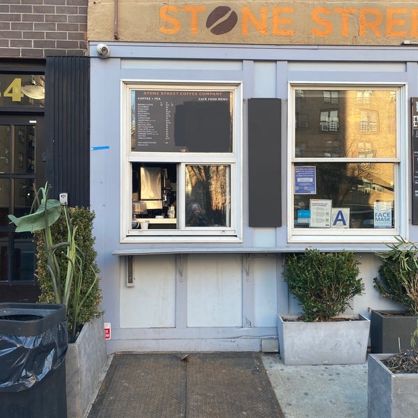 Foto tomada en Stone Street Coffee Company  por Catherine C. el 2/9/2022