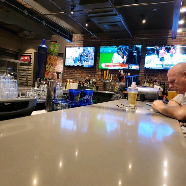 Photo taken at Chili&#39;s Grill &amp; Bar by Matty C. on 7/10/2022