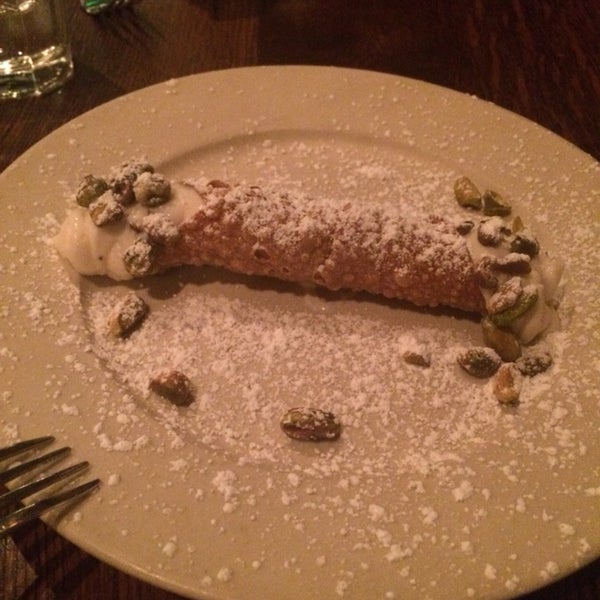 Oh god, the cannoli is to die for!!!