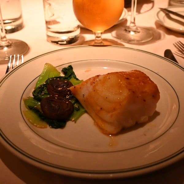 Foto diambil di Joe&#39;s Seafood, Prime Steak &amp; Stone Crab oleh shino m. pada 10/11/2023