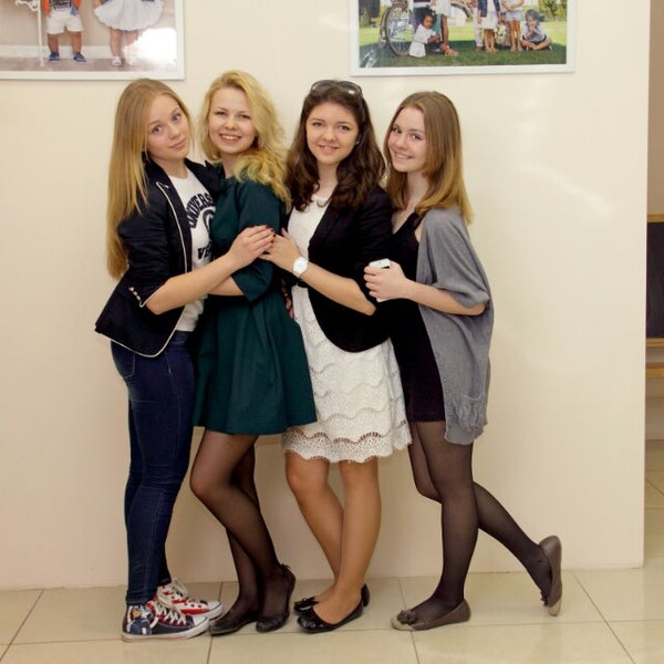 Kinder мама ростов магазин магазин. Kinder mama. наружная реклама киндер. Kinder chocolate мама. Kinder mama.