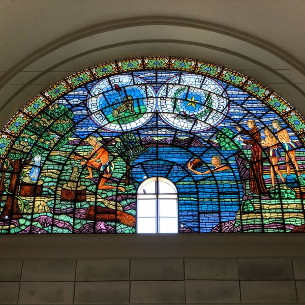 Снимок сделан в Basílica de la Virgen de Caacupé пользователем Zack S. 4/5/2018