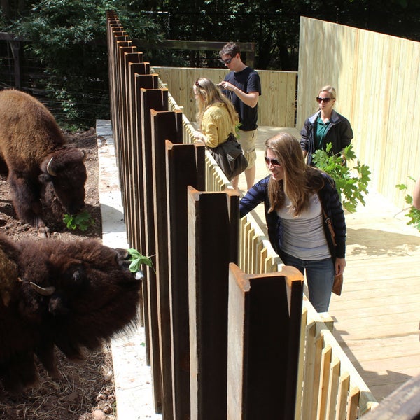 Foto diambil di Elmwood Park Zoo oleh Elmwood Park Zoo pada 3/14/2016