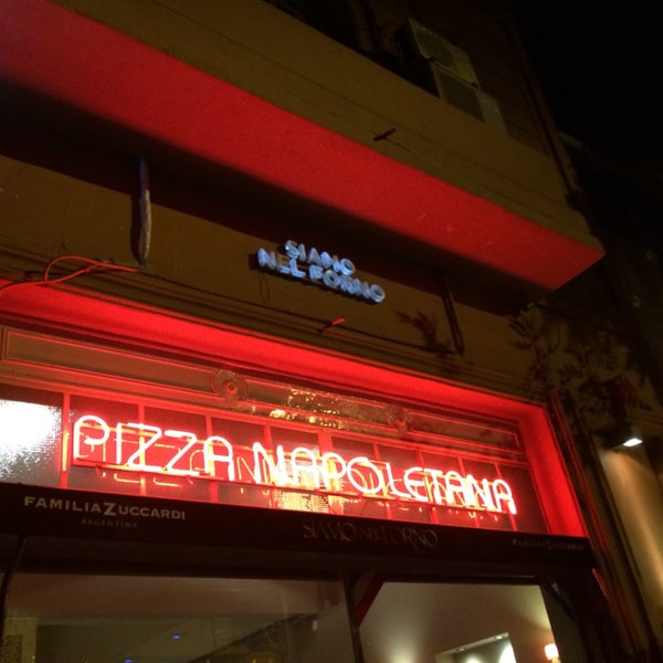 Pizza Italian Style. Diferente a la típica pizza porteña pero vale la pena probar