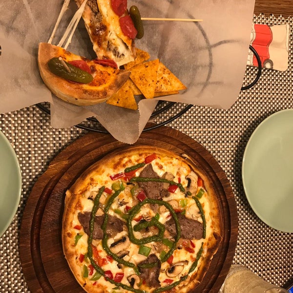 3/22/2019 tarihinde Elif N.ziyaretçi tarafından Dear Pizza Homemade'de çekilen fotoğraf