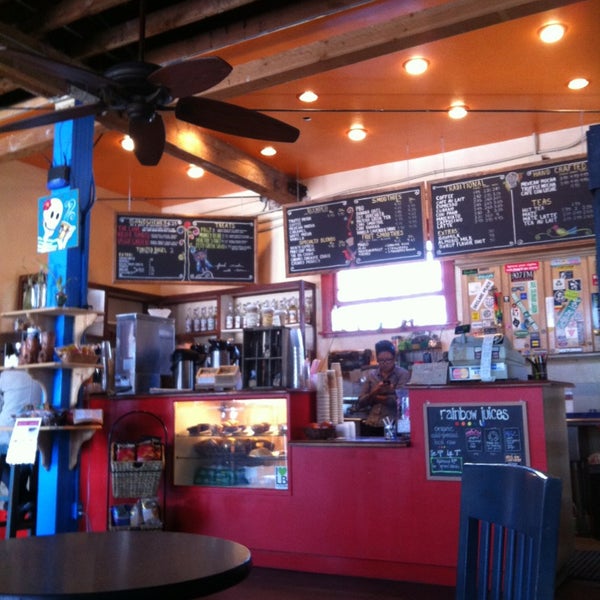 Viento y Agua Coffee House & Gallery Coffee Shop in Long