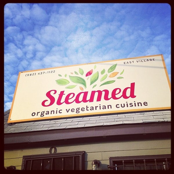11/30/2013 tarihinde Anji B.ziyaretçi tarafından Steamed Organic Vegetarian Cuisine'de çekilen fotoğraf