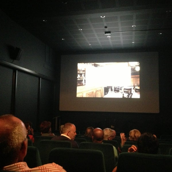 Das Foto wurde bei Lumière Cinema von Sjer V. am 8/14/2013 aufgenommen