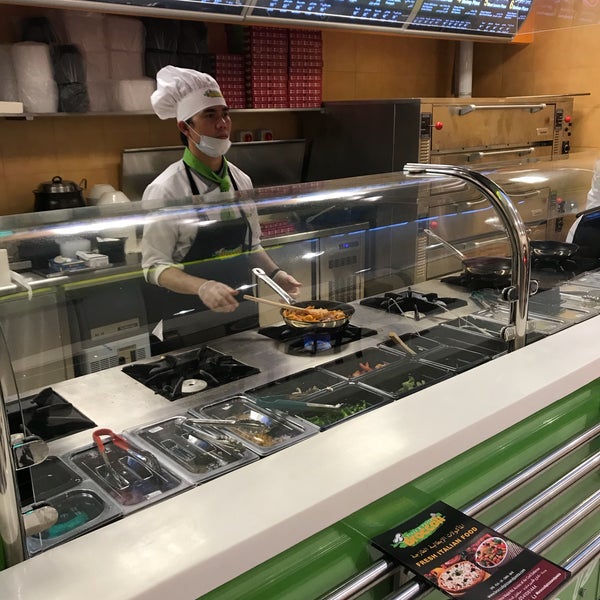 1/2/2018에 Fhd F.님이 Broccoli Pizza &amp; Pasta / مطعم بروكلي بيتزا وباستا에서 찍은 사진