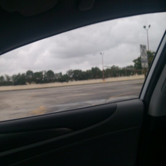 Oakland Park Flea Market - Flea Market