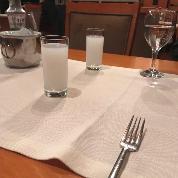Foto diambil di Kanatçı Ağa Restaurant oleh Denizz pada 12/9/2018