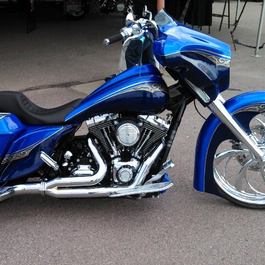 8/9/2013에 Kevin R.님이 Black Hills Harley-Davidson에서 찍은 사진