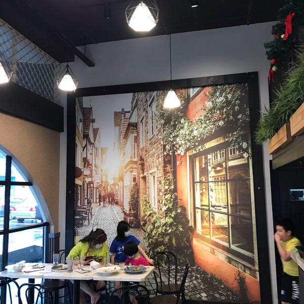 MarketPlace Waffle Bar & Cafe Café in Ipoh