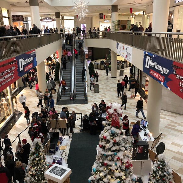 Photo taken at Crossgates Mall by Chuck W. on 12/22/2018