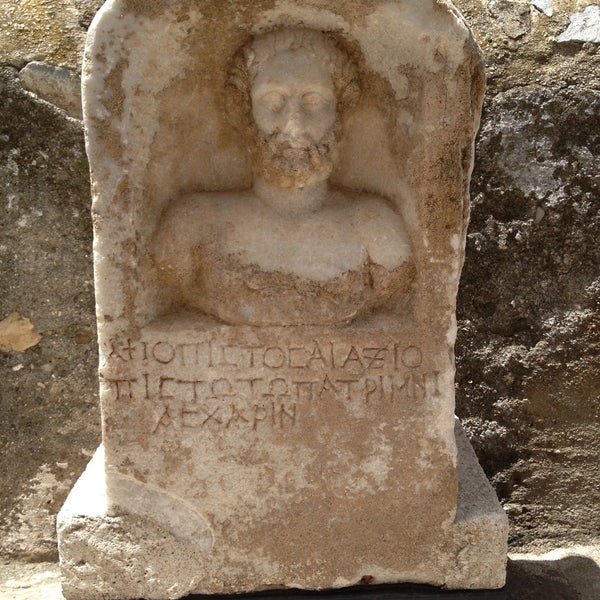 Das Foto wurde bei Bodrum Kalesi - Sualtı Arkeoloji Müzesi von Serkan Ç. am 5/18/2013 aufgenommen