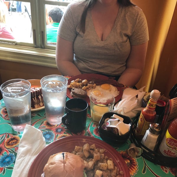 Photo taken at The Flying Biscuit by Victoria G. on 4/22/2018