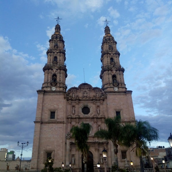 Photo taken at Basílica de la Virgen de San Juan de los Lagos by Monica R. on 6/15/2019