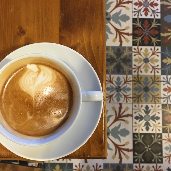 6/8/2016에 Eliçe님이 Grano Coffee &amp; Sandwiches에서 찍은 사진