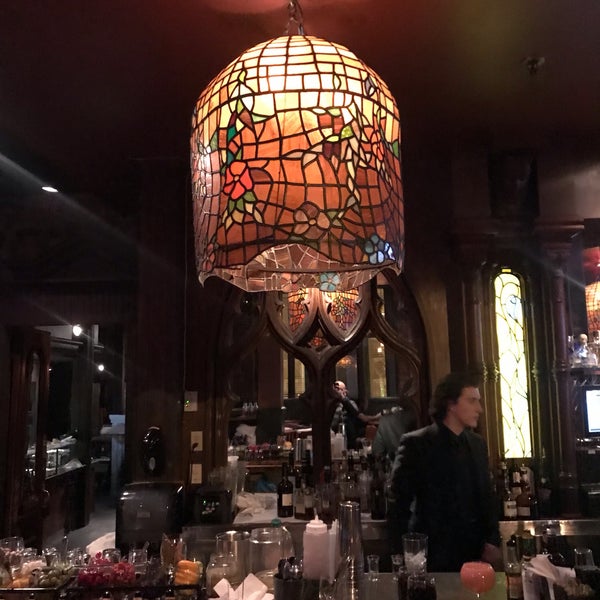 Das Foto wurde bei The Keg Steakhouse + Bar - Vieux Montreal von Fernando Z. am 3/28/2019 aufgenommen