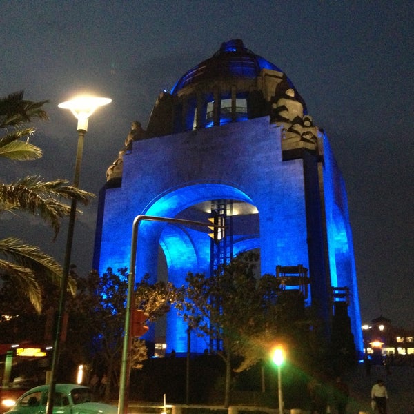 Das Foto wurde bei Monumento a la Revolución Mexicana von Alberto C. am 4/23/2013 aufgenommen