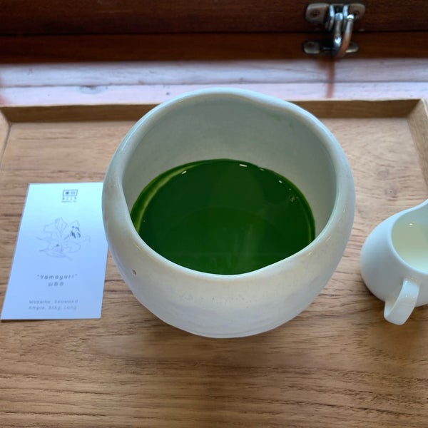 Foto scattata a Meejai Hai Matcha - Matcha Green Tea Cafe da Parinai S. il 8/27/2022