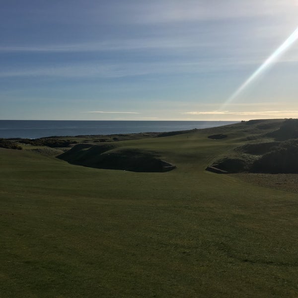 Photo taken at Kingsbarns Golf Course by Bara W. on 4/2/2017