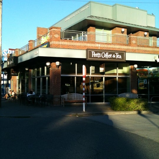 Peet S Coffee Tea Coffee Shop In Green Lake