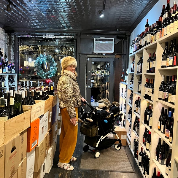 Photo taken at Terry&#39;s West Village Wine and Spirits by Lockhart S. on 12/15/2021