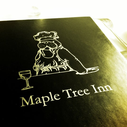 Снимок сделан в Maple Tree Inn пользователем Sarah M. 7/15/2012