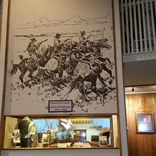 รูปภาพถ่ายที่ Texas Ranger Hall of Fame and Museum โดย Karl S. เมื่อ 7/31/2016