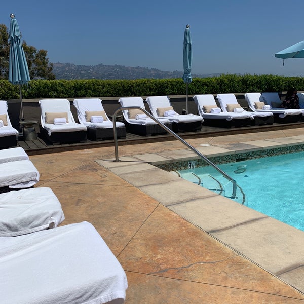 Photo taken at Viceroy L&#39;Ermitage Beverly Hills by M on 7/14/2019