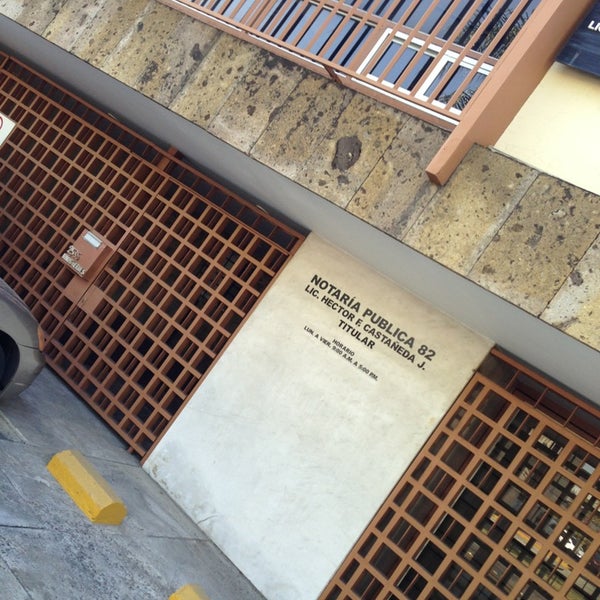 NOTARÍA PÚBLICA No.82 DE GUADALAJARA, JALISCO.