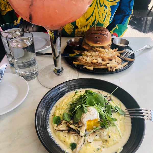 Try the Ruby Soho, too refreshing! And the mushroom polenta was the perfect brunch choice 🤗