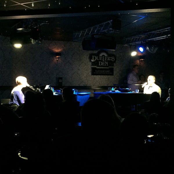 4/25/2015에 Nicky J.님이 Ivory Room Piano Bar에서 찍은 사진