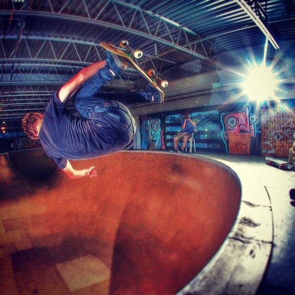 2/7/2014にBossmanがGardenSK8 Indoor Skateparkで撮った写真