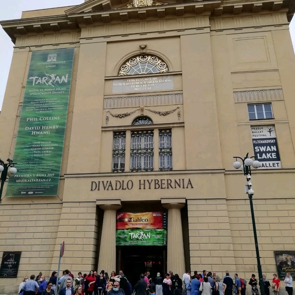 10/3/2020 tarihinde Karel K.ziyaretçi tarafından Divadlo Hybernia'de çekilen fotoğraf