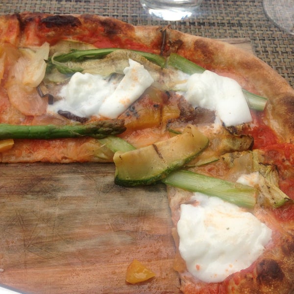 Veggie pizza is out of this world!!! Crust tastes amazing, well cooked and seasoned.. Will become my go to 'guilty pleasure' YUM!!!