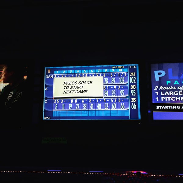 Brunswick Zone Mississauga Lanes (Now Closed) Bowling Alley in