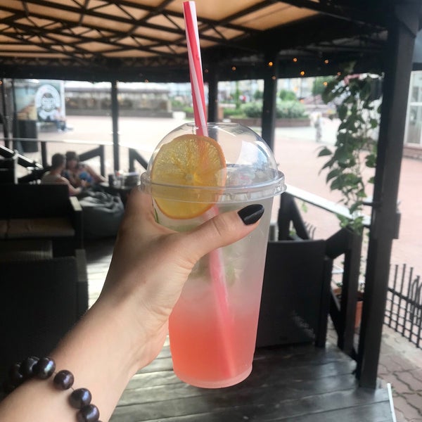 Foto tirada no(a) Why Cocktail Bar por Natalia L. em 5/9/2018