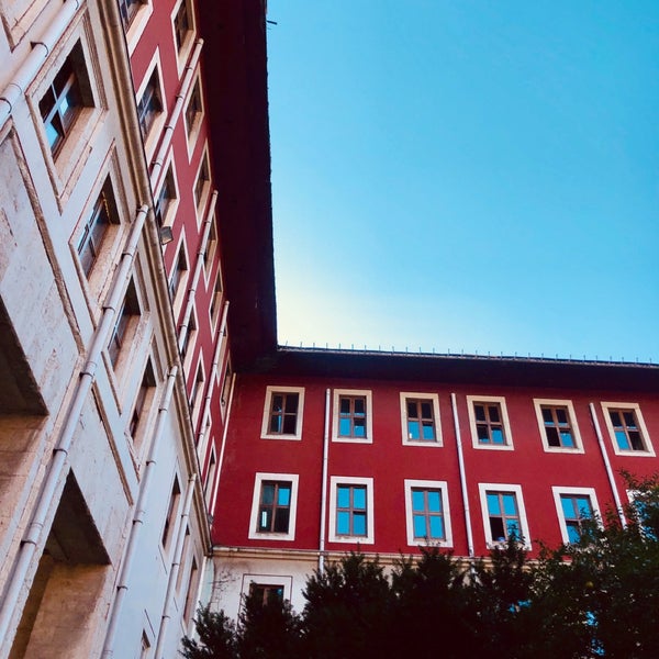 9/17/2019にKübra Gがİstanbul Üniversitesi Fen Fakültesiで撮った写真