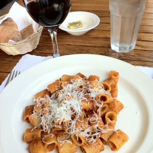 Photo taken at Il Forno Trattoria by Ardy F. on 10/5/2012