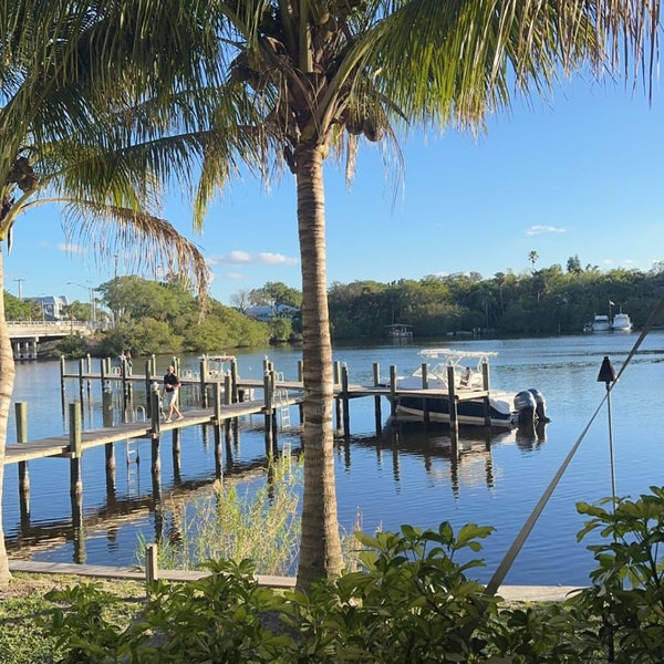 Frigate’s Waterfront Bar & Grill Eau Gallie 1120 N Harbor City Blvd