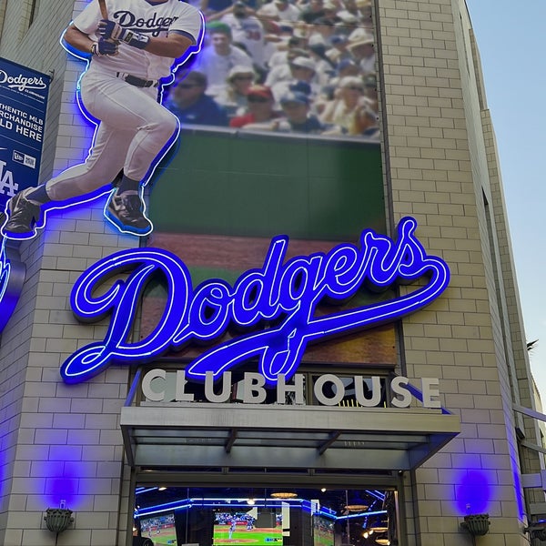 The Dodgers Clubhouse - Shops Services On Universal Citywalk Universal  City, California