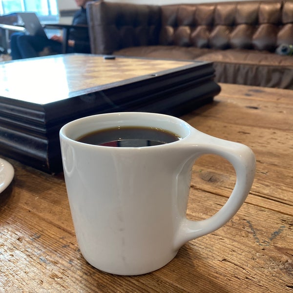 Photo taken at Coffee Shark Espresso &amp; Pints by K B. on 11/23/2019